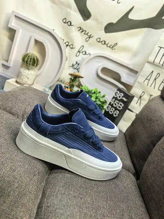 Navy Blue Woven Platform Low-Top Lifestyle Sneakers 9