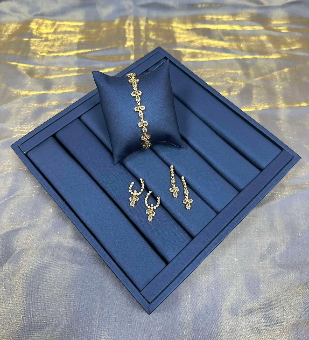 Navy Gold Leaf Motif Faceted Crystal Accents Bracelet 8