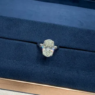 Navy Silver Oval-Cut Stone Six-Prong Solitaire Ring
