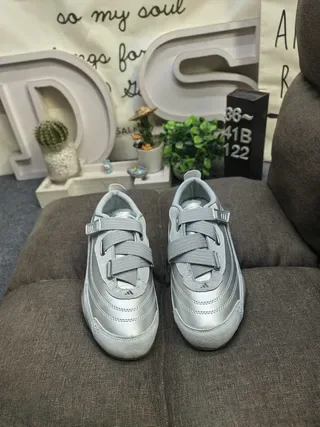 Olive Gray Laceless Strap Sneakers 10