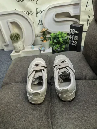 Olive Gray Laceless Strap Sneakers 18