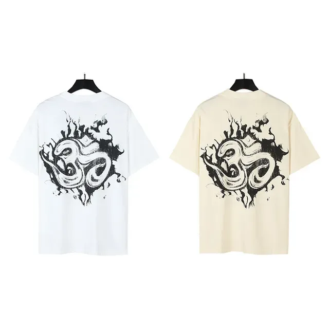 Oversized Graphic Print T-Shirt 3