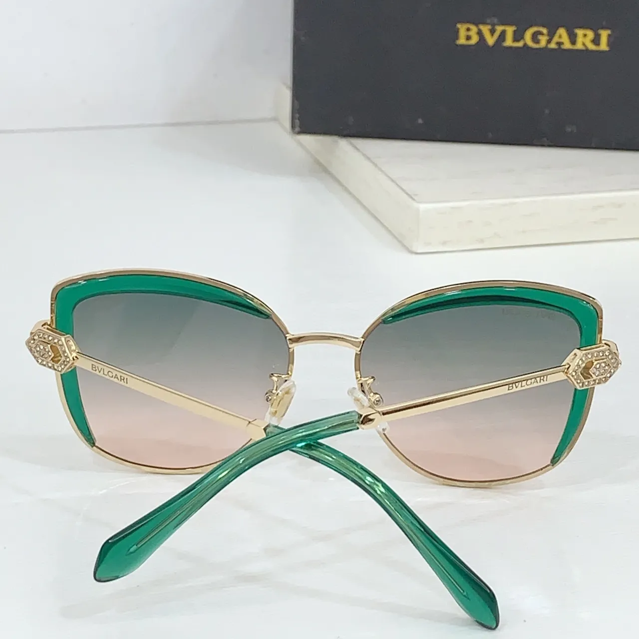 Oversized Metal Cat-Eye Gradient Tinted Sunglasses 2