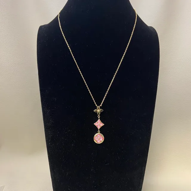 Pink Gold Floral Quatrefoil Pendants Mother-of-Pearl Inlay Necklace 4