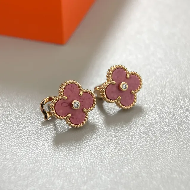 Pink Gold Four-Petal Flower Motif Enamel Inlay Bracelet 3