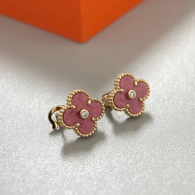 Pink Gold Four-Petal Flower Motif Enamel Inlay Bracelet 6