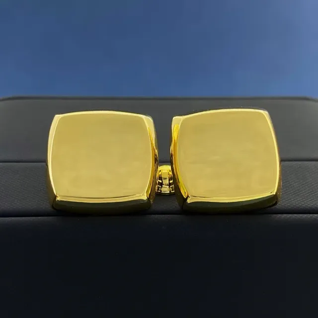Polished Gold Geometric Block Jewelry 3