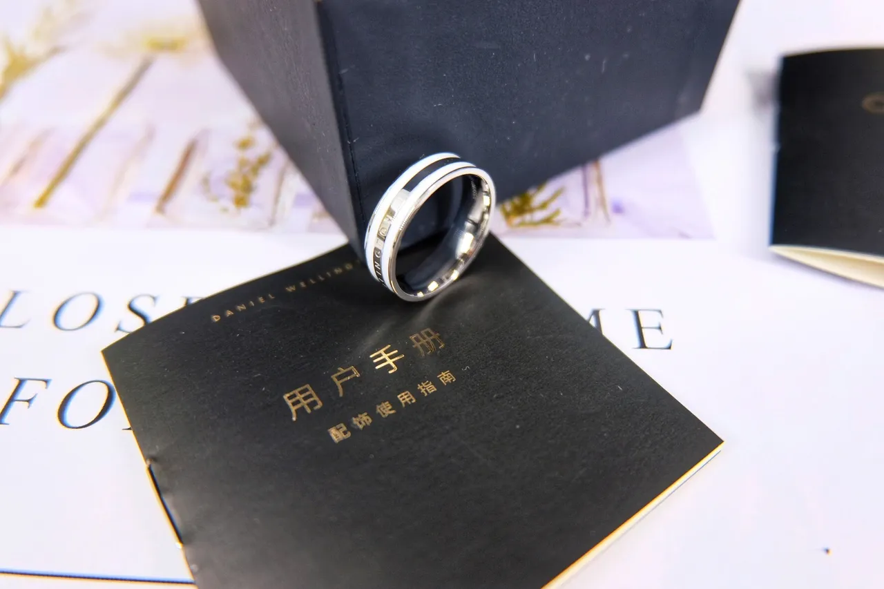 Polished Silver-Tone Engraved Band Ring 8