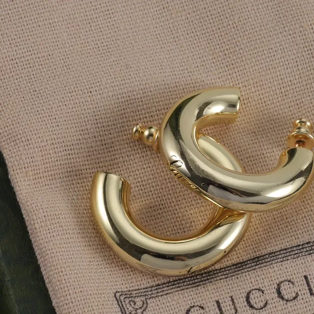 Polished Thick Tubular C-Shaped Gold Hoop Earrings 6