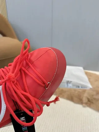 Red Moon Boot-Style Insulated Snow Boots 4