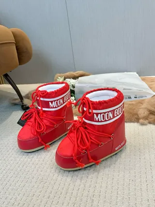 Red Moon Boot-Style Insulated Snow Boots 6