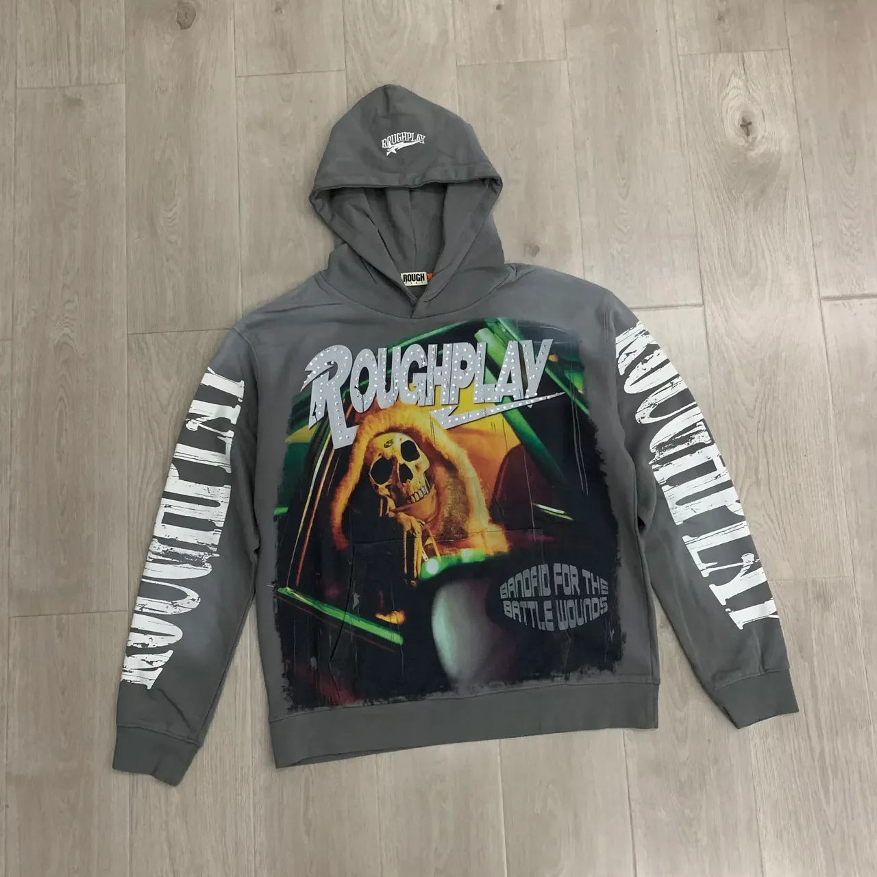 Roughplay Graphic-Print Charcoal Gray Hoodie 5