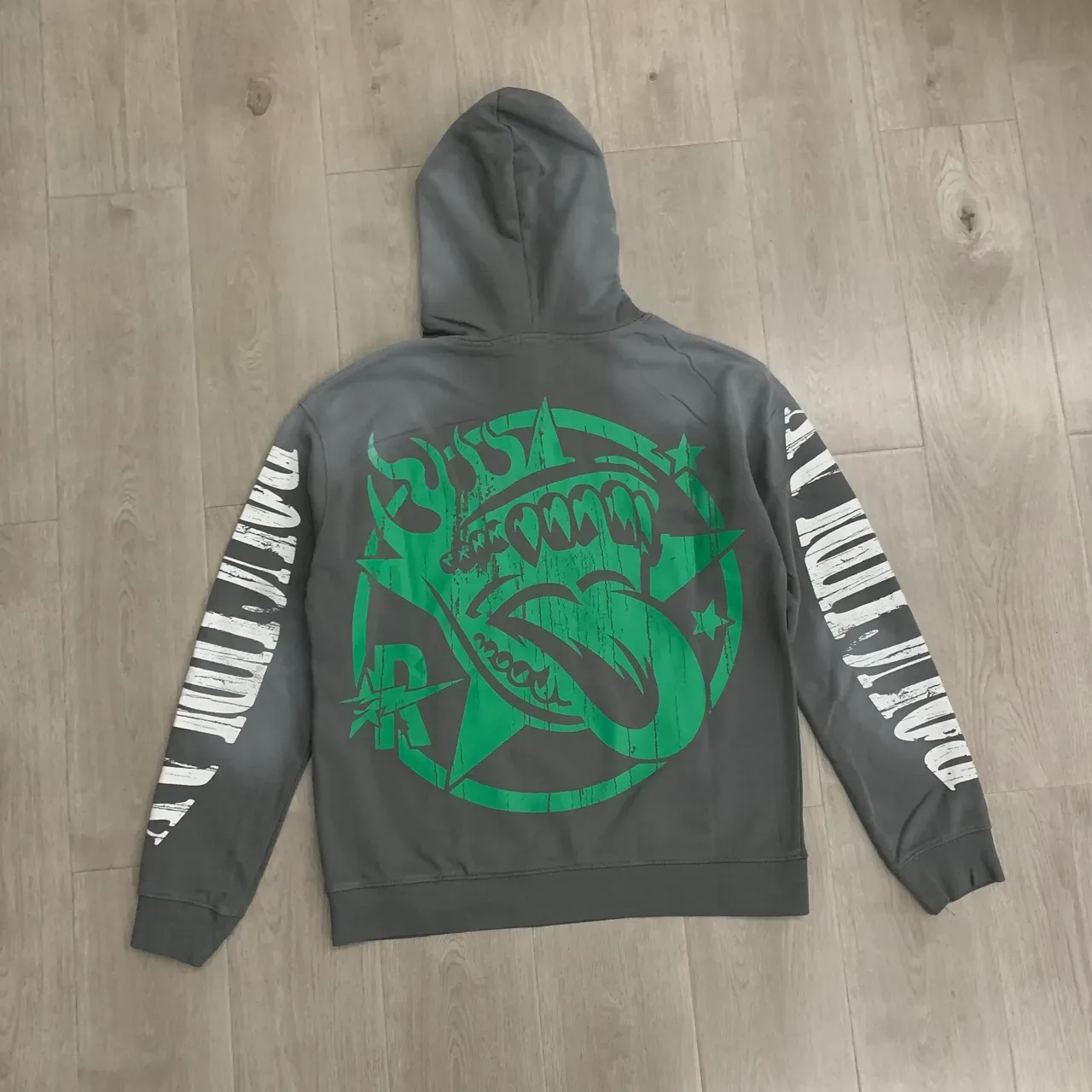 Roughplay Graphic-Print Charcoal Gray Hoodie 6
