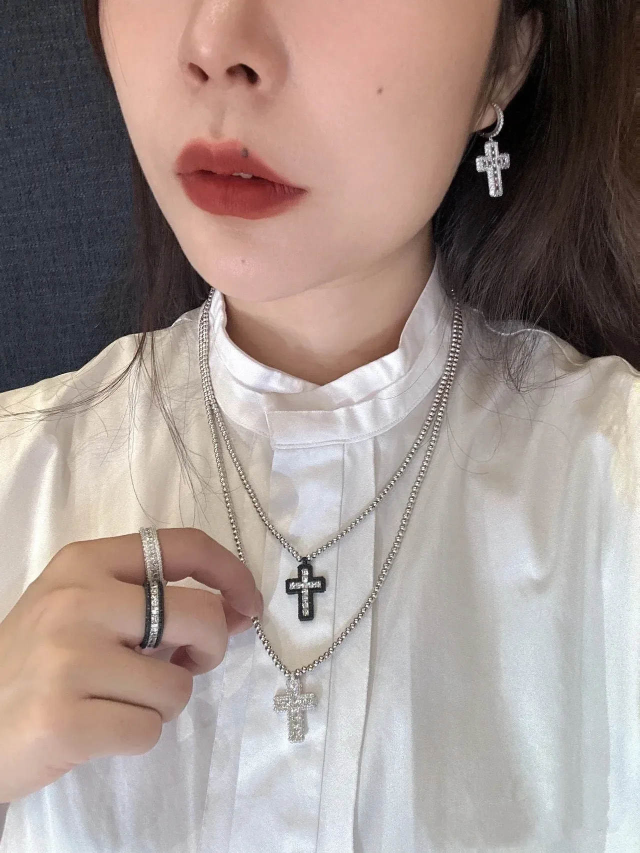 Silver Black Beaded Chain Crystal-Encrusted Cross Pendant Necklace 4