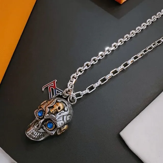 Silver Blue Curb Chain Dual-Layered Skull Pendant Necklace 3