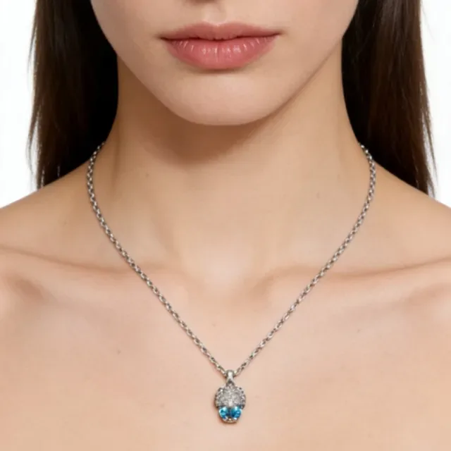 Silver Blue Lion-Head Motif Pavé-Set Clear Stones Necklace 2