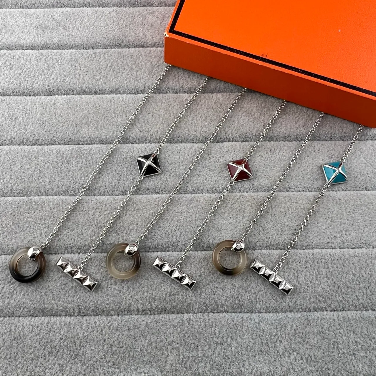 Silver Brown Chain Studded Bar Pendant Necklace 5