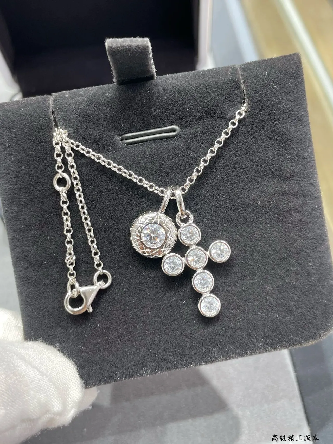Silver Chain Bezel-Set Round Stones Necklace 6