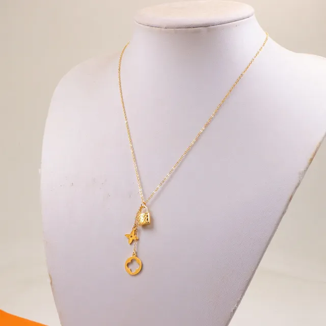 Silver Gold Lock-and-Key Pendant Four-Leaf Clover Charm Necklace 2