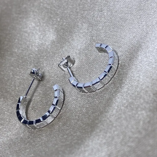Silver Gold Segmented Faceted Textured Block-Pattern Earrings 2