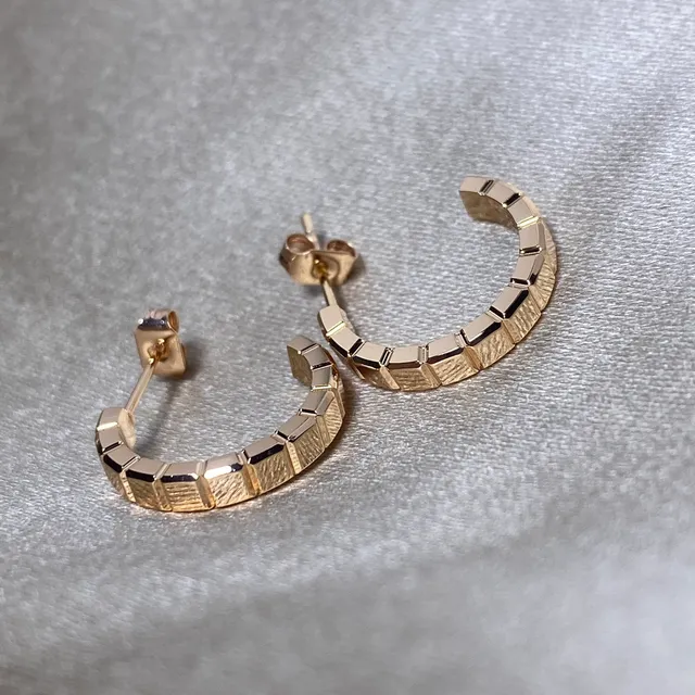 Silver Gold Segmented Faceted Textured Block-Pattern Earrings 3