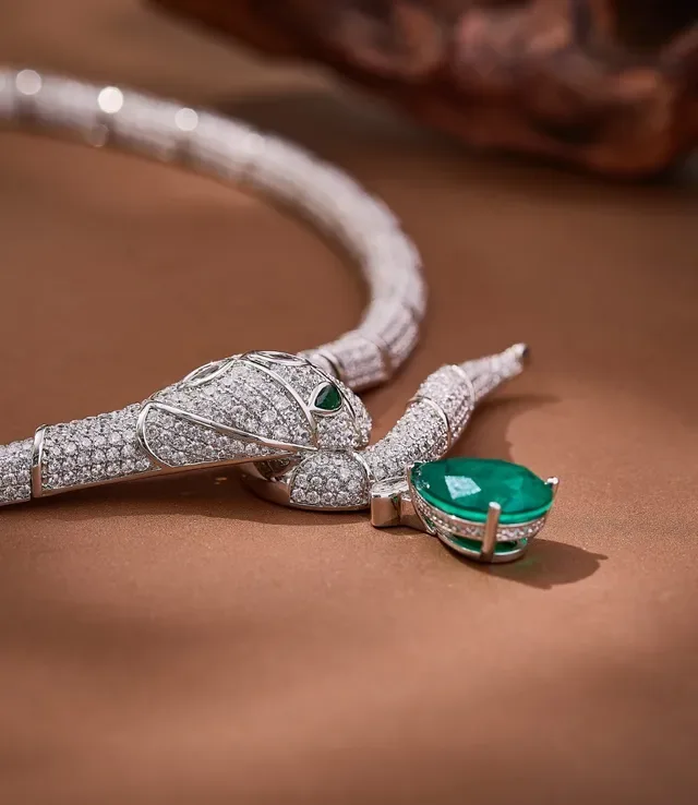 Silver Green Snake Motif Pavé-Set Necklace 2