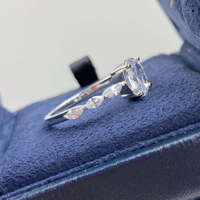 Silver Navy Oval Center Stone Marquise Side Stones Ring 2