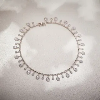 Collier argenté goutte frange pavé
