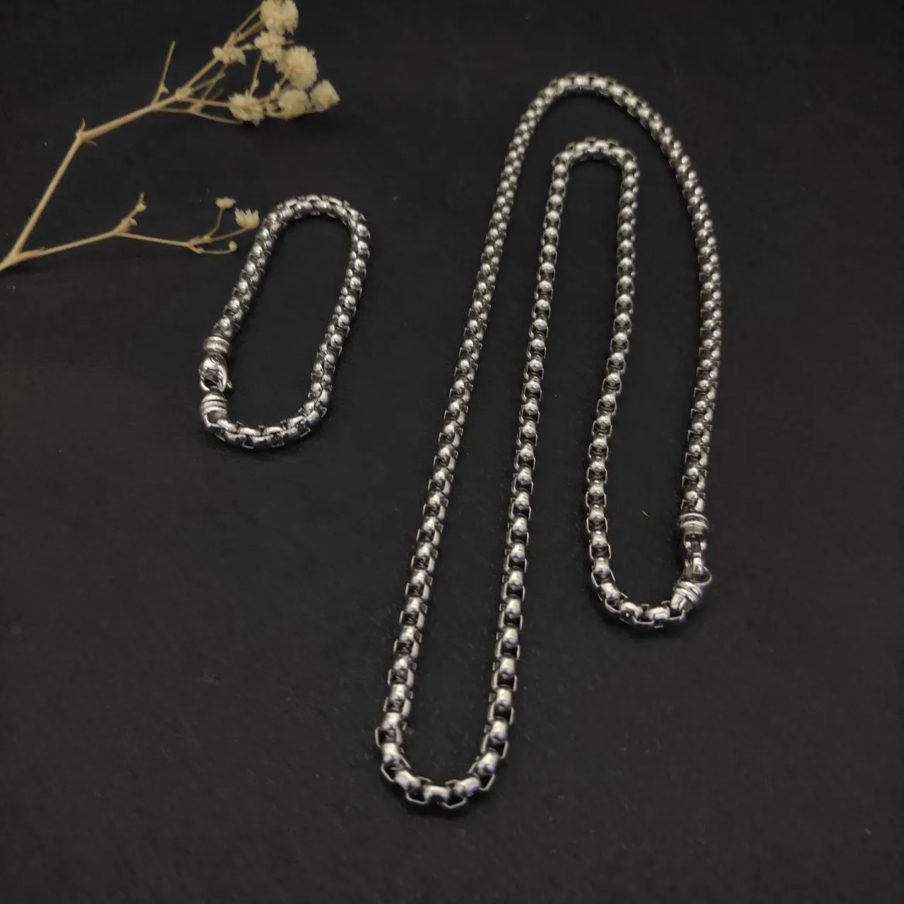 Silver-Tone Box Chain Necklace 5