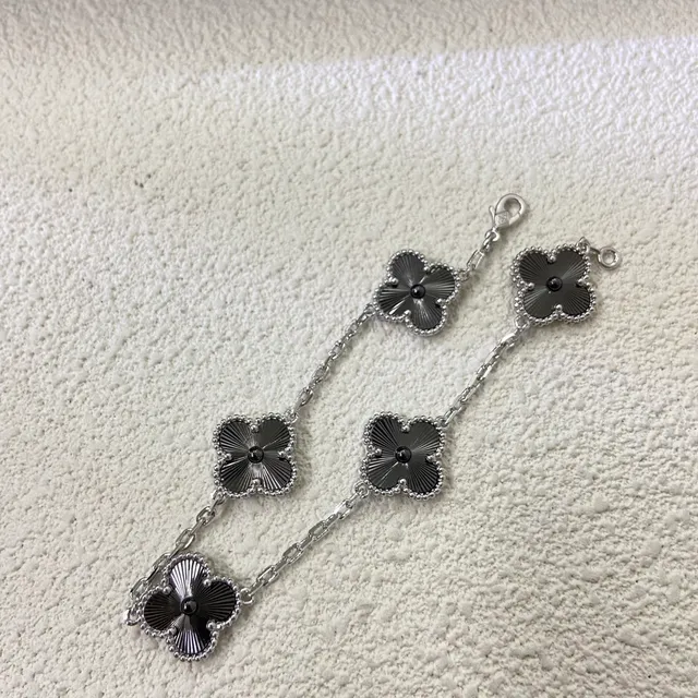 Silver-Tone Five Flower Charm Bracelet 3
