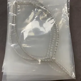 Colliers à double chaîne avec maillons rectangulaires pavés en ton argent