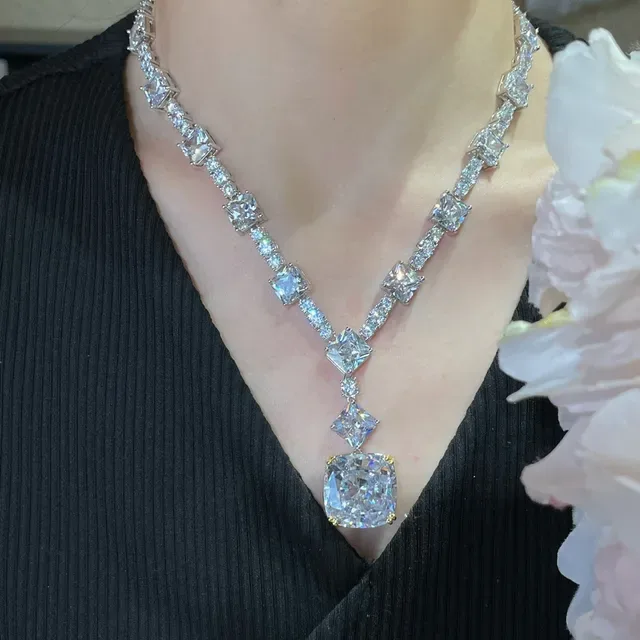 Silver-Tone Square-Cut Stone Graduated Pendant Necklace 9