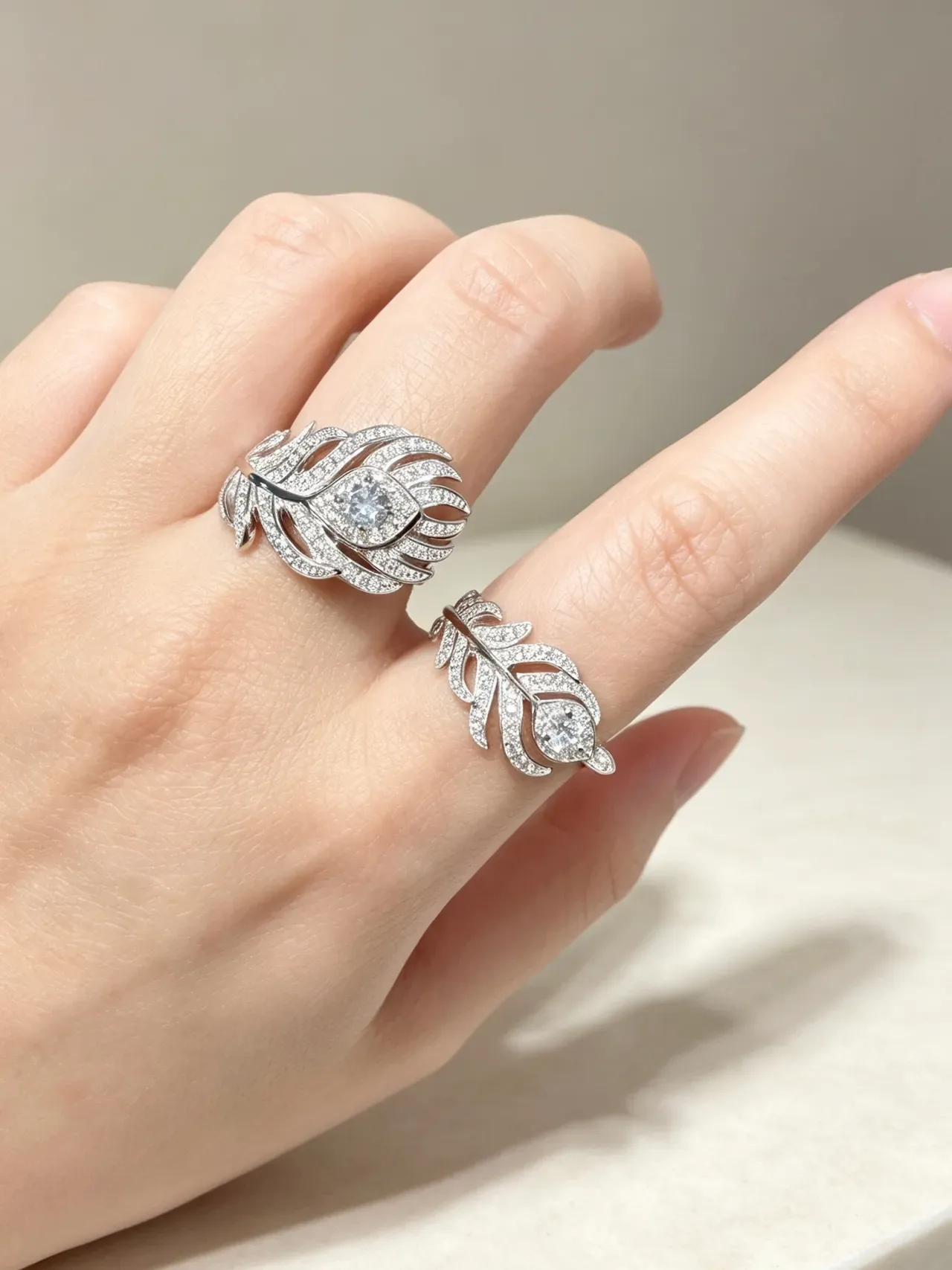Silver White Feather-Shaped Pavé-Set Crystals Ring 7