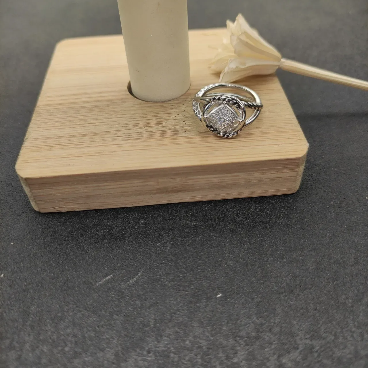 Silver White Pavé-Set Square Face Twisted Rope-Style Band Ring 5