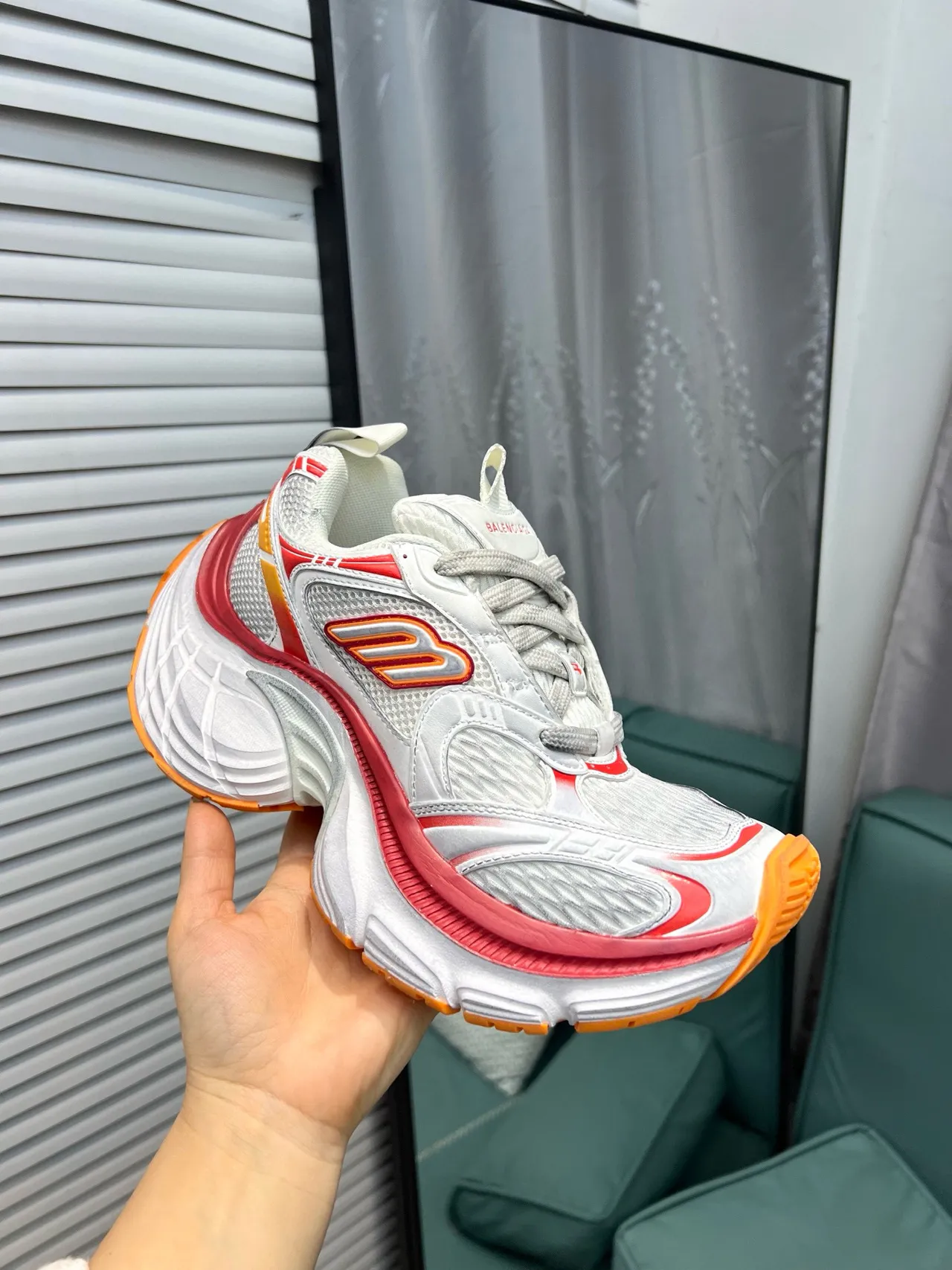 Skechers D'Lites White Orange Sole Mesh And Synthetic Overlay Chunky Sneakers 6