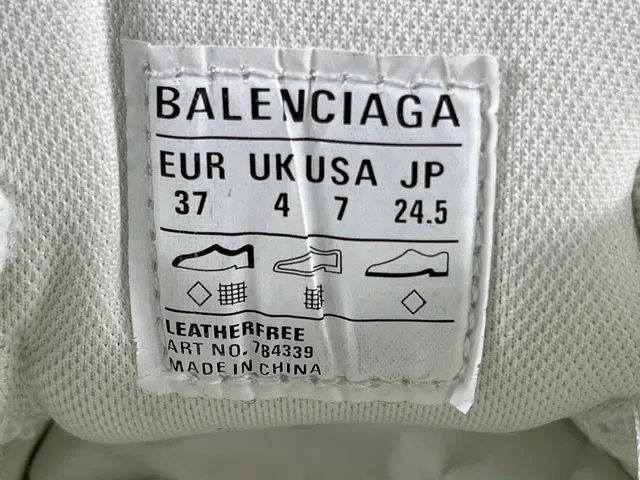 Skechers White Blue Sole Multi-Layered Midsole Chunky Sneakers 12