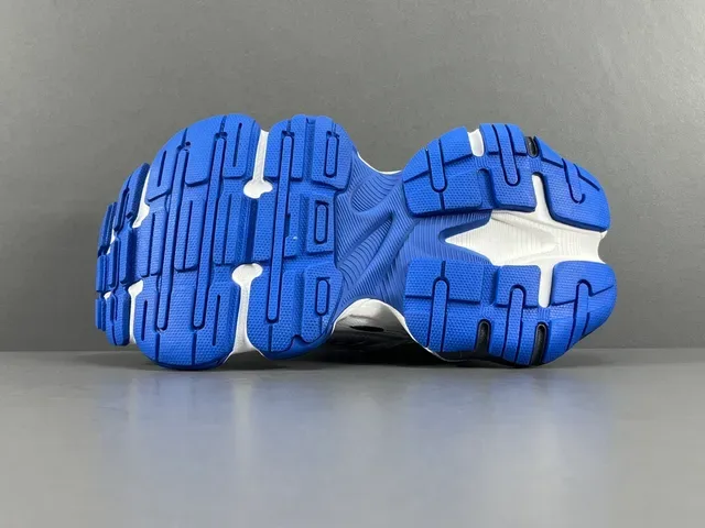 Skechers White Blue Sole Multi-Layered Midsole Chunky Sneakers 13