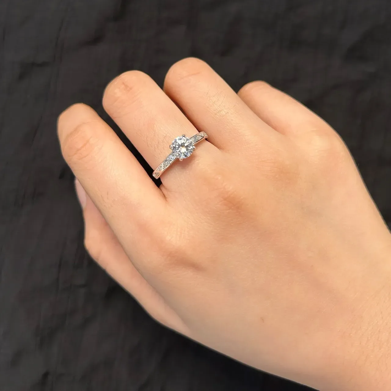 Solitaire Round Cut Pavé Band Ring 9