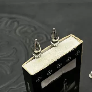 Spike-Shaped Metallic Stud Earrings 7