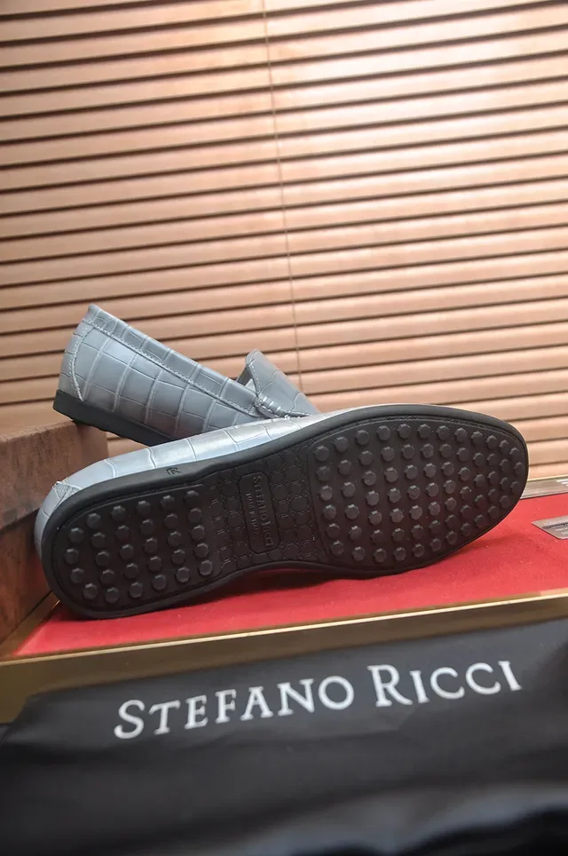 Stefano Ricci Gray Black Croc-Embossed Leather Metal Logo Stud Loafer 3
