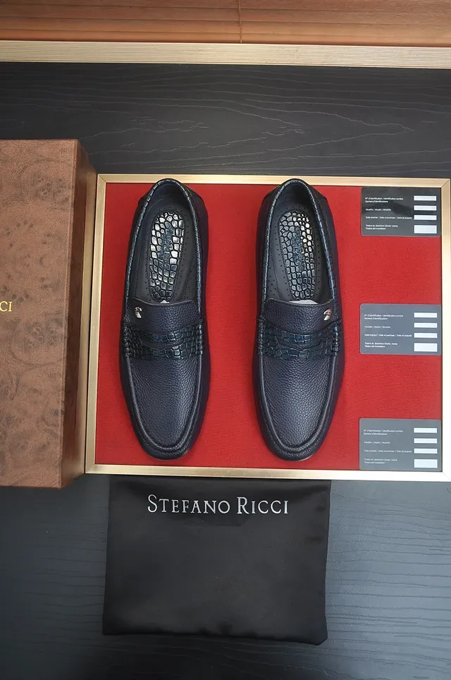Stefano Ricci Navy Red Pebbled Leather Crocodile-Embossed Strap Loafer 5