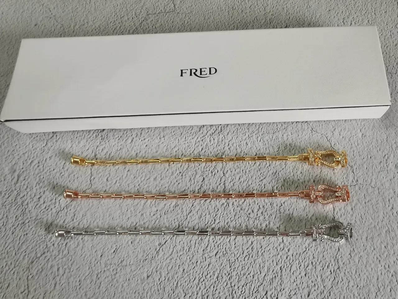 Three-Tone Lyre Clasp Link Chain Bracelets 3