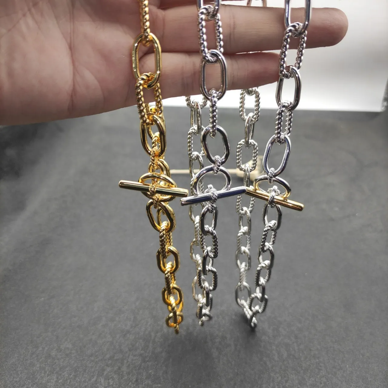 Twisted Rope-Link Toggle Clasp Bracelet 2