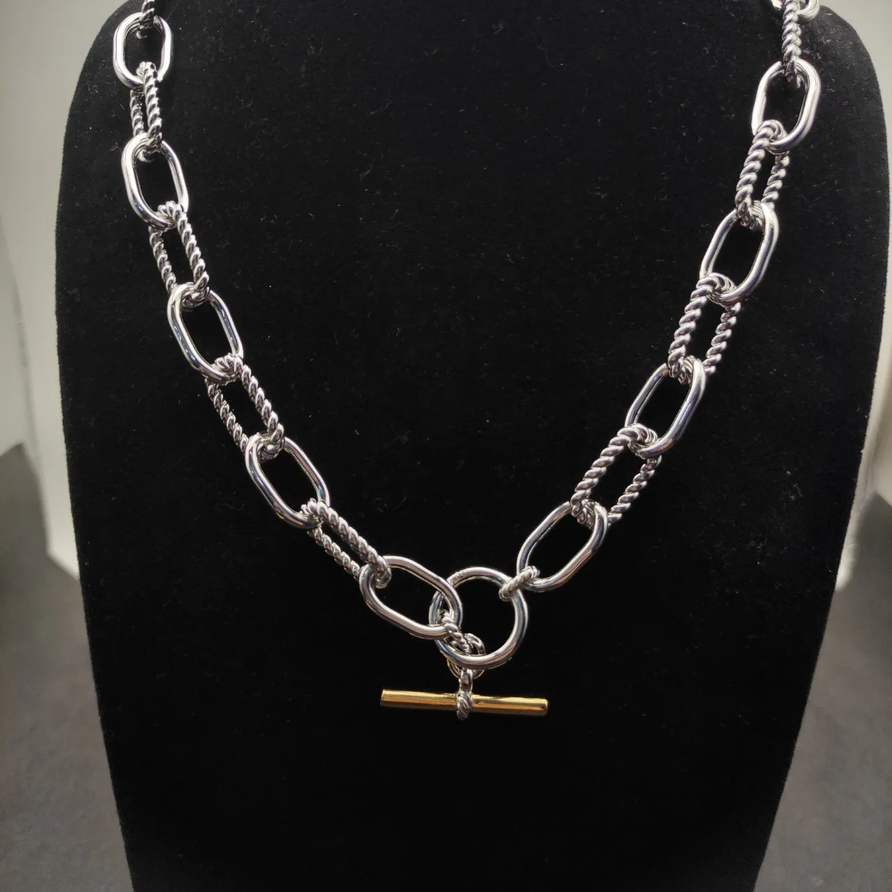 Twisted Rope-Link Toggle Clasp Bracelet 3