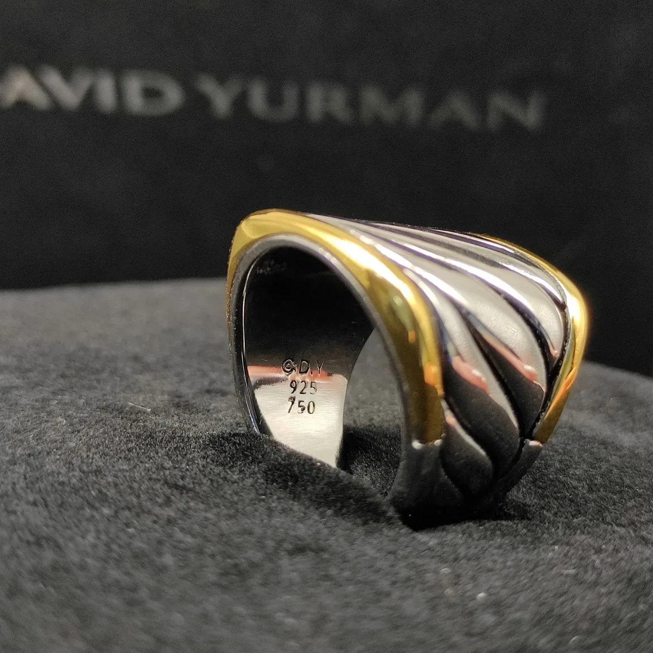 Two-Tone Twisted Rope Motif Wide Band Ring 5