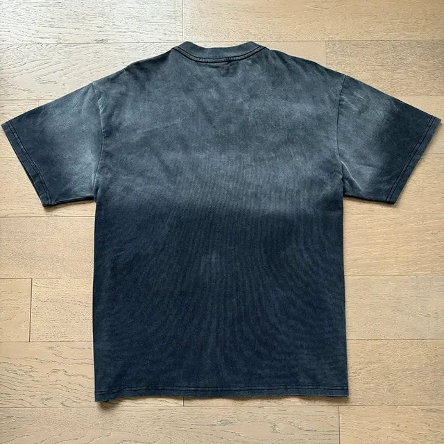 Vale Acid-Wash Distressed Graphic Print T-Shirt 5