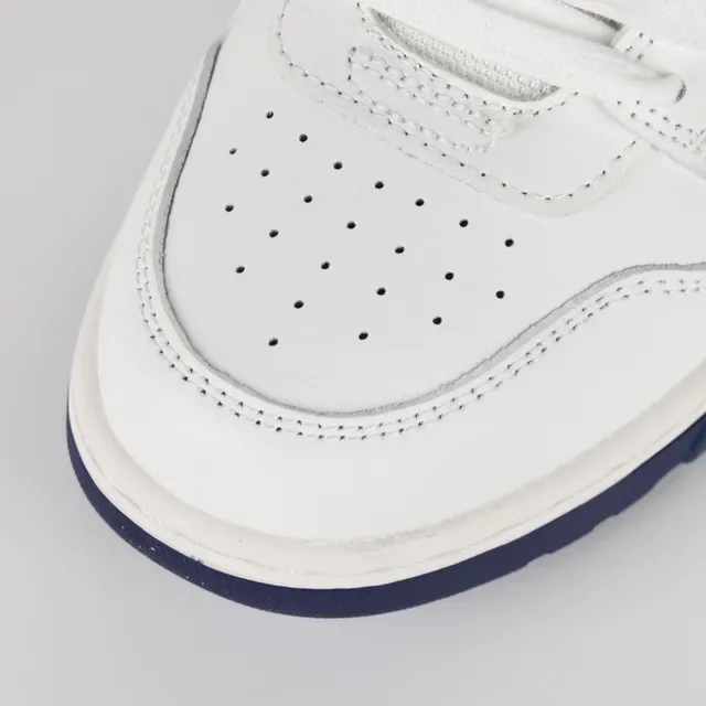 White and Navy Arrow-Panel Lifestyle Sneakers 5