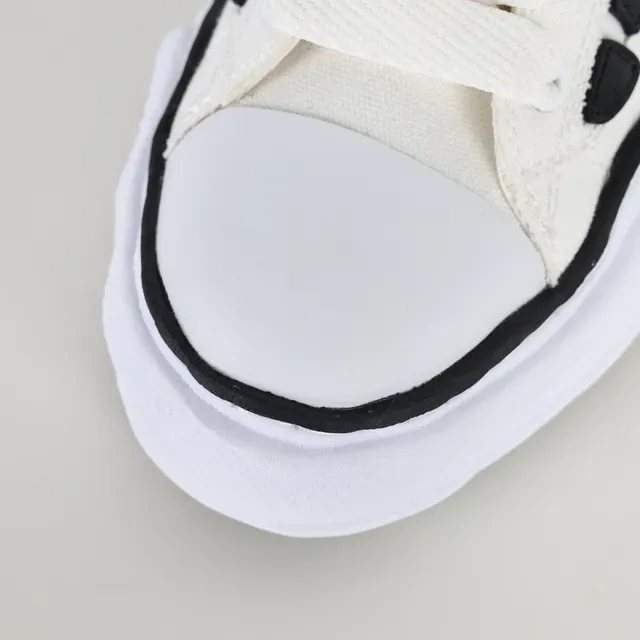 White Black Canvas Upper Asymmetrical Overlays Lifestyle Sneakers 5