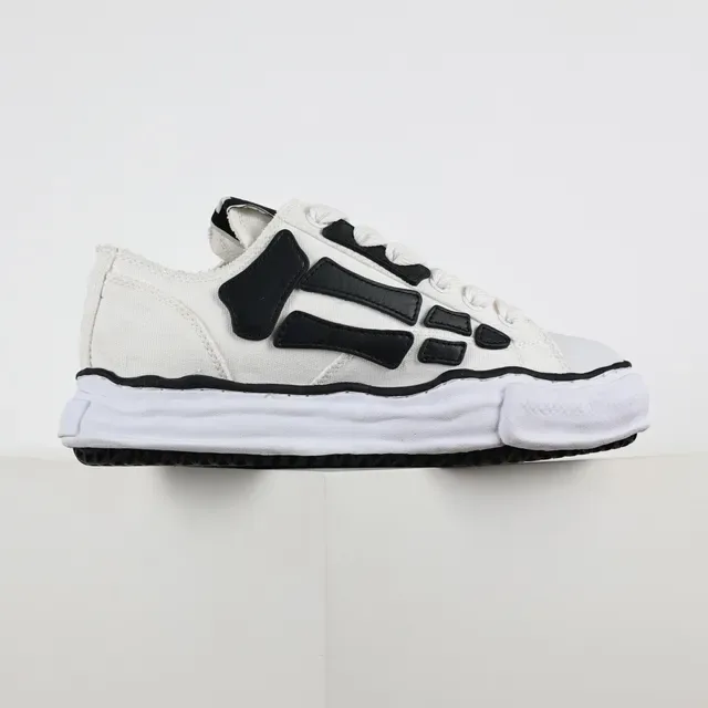 White Black Canvas Upper Asymmetrical Overlays Lifestyle Sneakers 7