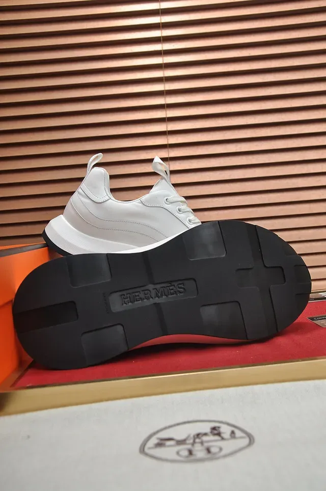 White Black Clean Monochrome Sculpted Chunky Sole Sneakers 4